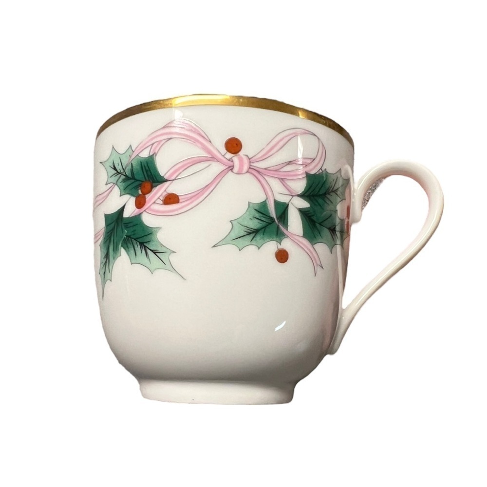 Mikasa Ribbon Holly Tea Cup